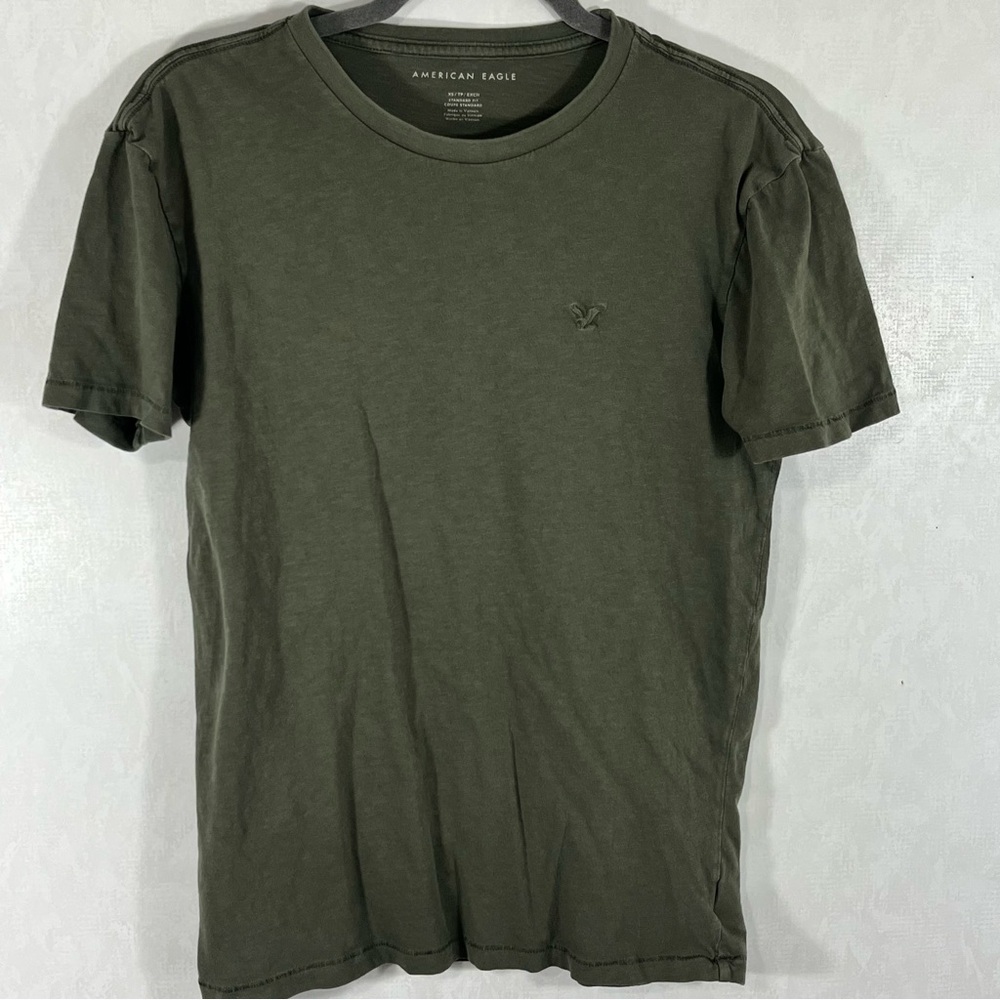 American Eagle Outfitters Olive Green Crew Neck Short Sleeve Tee